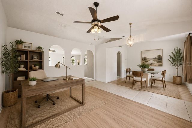 1020 S LAUREL AVENUE, Sanford, FL 32771