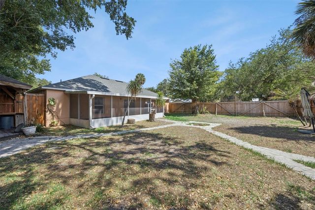 1020 S LAUREL AVENUE, Sanford, FL 32771