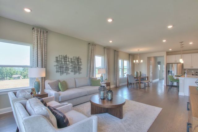 1774 Flora Grv, Hermitage, TN 37076
