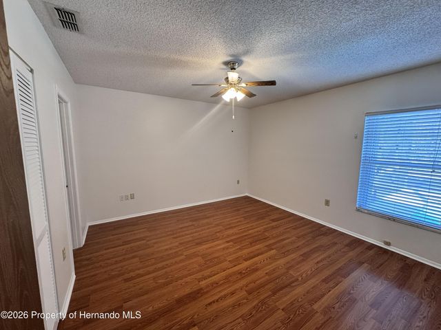 13455 White Plains Street, Spring Hill, FL 34609