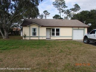 13455 White Plains Street, Spring Hill, FL 34609