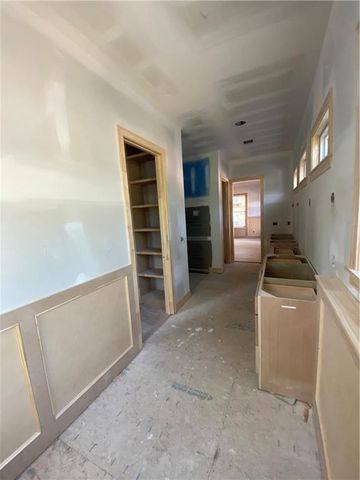 4406 W 71st Street, Prairie Village, KS 66208