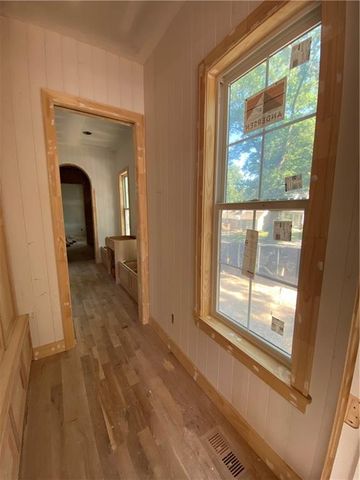 4406 W 71st Street, Prairie Village, KS 66208