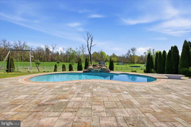 11950 STONEHOUSE VIEW CT, Lovettsville, VA 20180