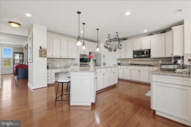 11950 STONEHOUSE VIEW CT, Lovettsville, VA 20180