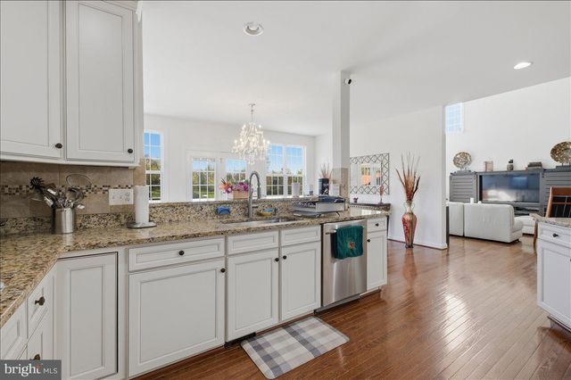 11950 STONEHOUSE VIEW CT, Lovettsville, VA 20180