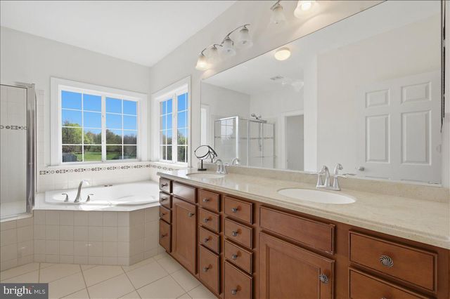 11950 STONEHOUSE VIEW CT, Lovettsville, VA 20180