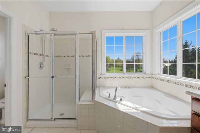 11950 STONEHOUSE VIEW CT, Lovettsville, VA 20180