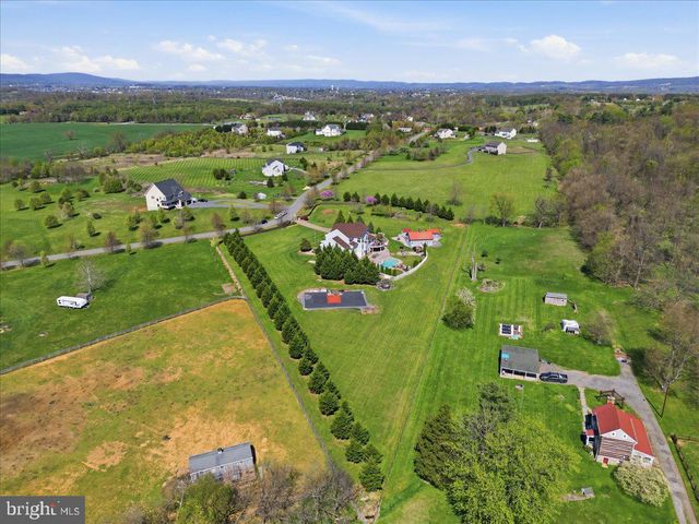 11950 STONEHOUSE VIEW CT, Lovettsville, VA 20180