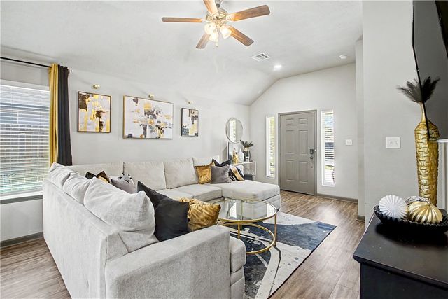 614 West 16TH, Bryan, TX 77803