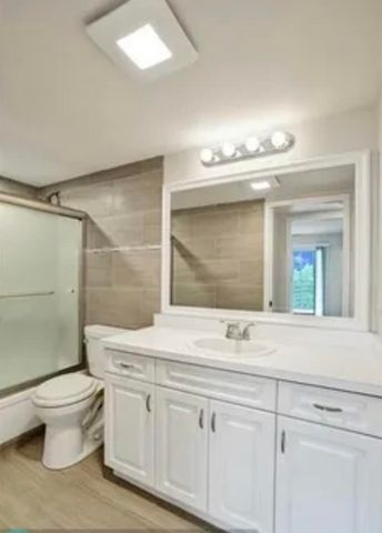 3004 Lincoln A, Boca Raton, FL 33434