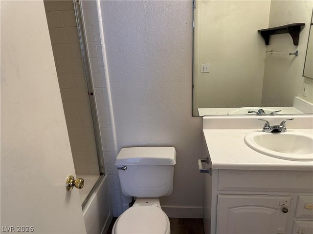 5151 Lindell Road 103, Las Vegas, NV 89118