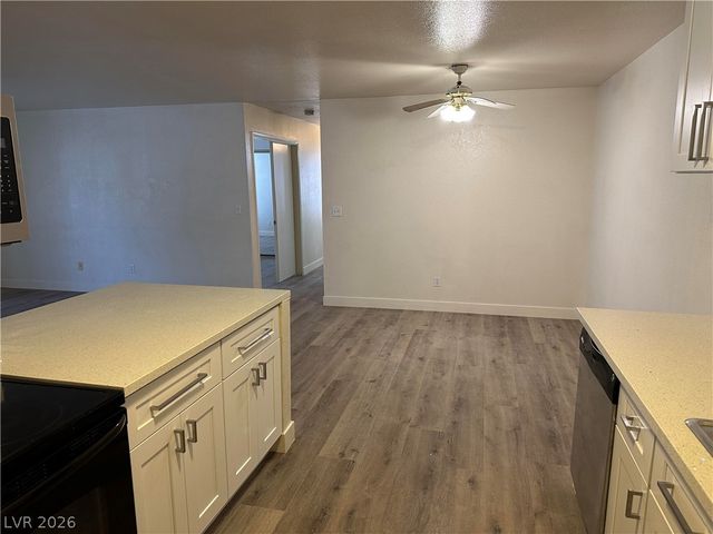 5151 Lindell Road 103, Las Vegas, NV 89118