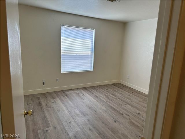 5151 Lindell Road 103, Las Vegas, NV 89118