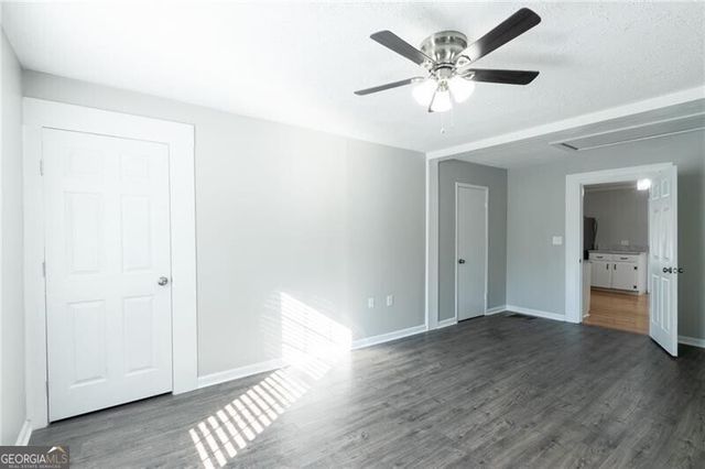 4715 S Lee Street, Buford, GA 30518
