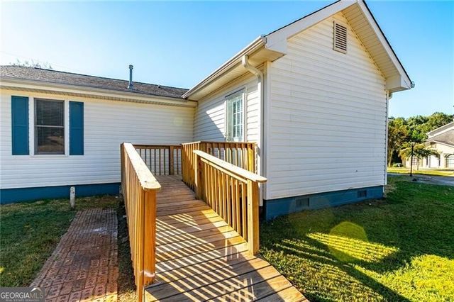4715 S Lee Street, Buford, GA 30518