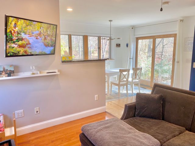 37 Newfane Road, New Fairfield, CT 06812