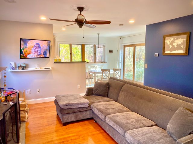 37 Newfane Road, New Fairfield, CT 06812