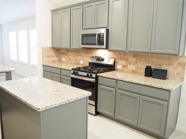 14832 Rocky Face Lane, Fort Worth, TX 76052