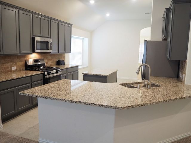14832 Rocky Face Lane, Fort Worth, TX 76052