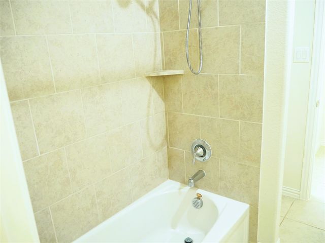 14832 Rocky Face Lane, Fort Worth, TX 76052