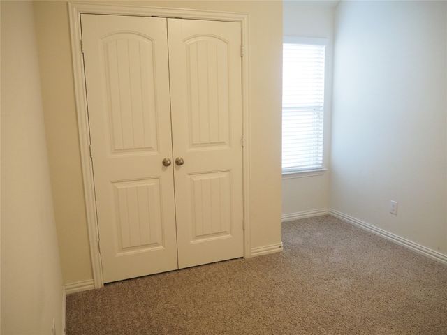 14832 Rocky Face Lane, Fort Worth, TX 76052