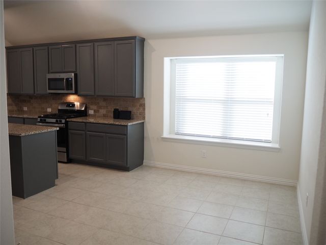 14832 Rocky Face Lane, Fort Worth, TX 76052