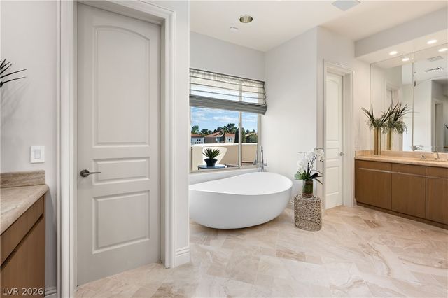 65 Cascade Creek Lane, Las Vegas, NV 89113