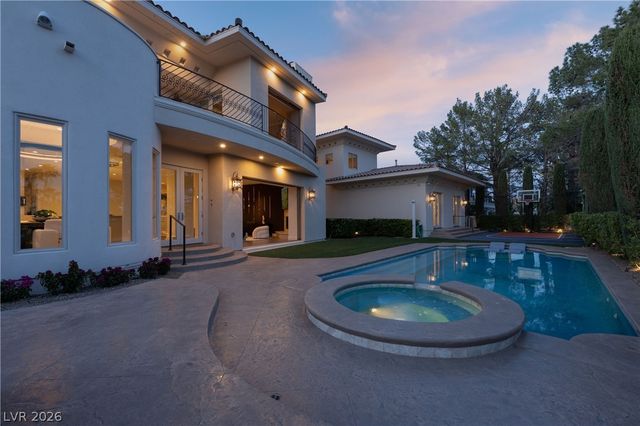 65 Cascade Creek Lane, Las Vegas, NV 89113