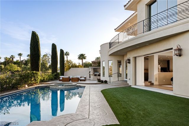 65 Cascade Creek Lane, Las Vegas, NV 89113