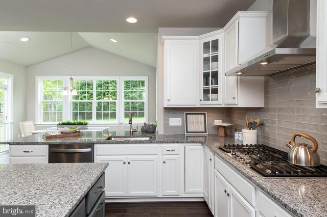 4476 ILCHESTER RD, Ellicott City, MD 21043