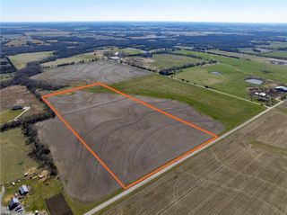 124 E 1550 Road, Baldwin City, KS 66006