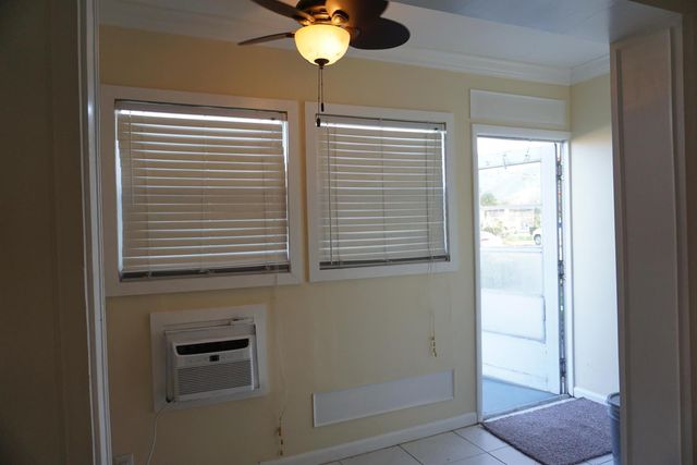34 Andover B, West Palm Beach, FL 33417