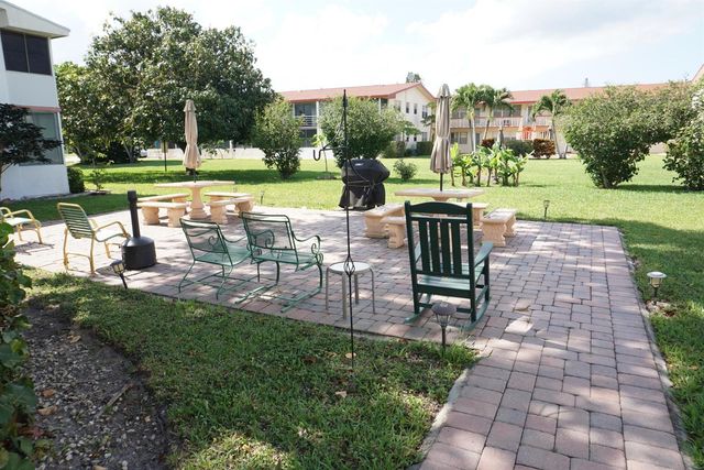 34 Andover B, West Palm Beach, FL 33417