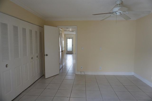 34 Andover B, West Palm Beach, FL 33417