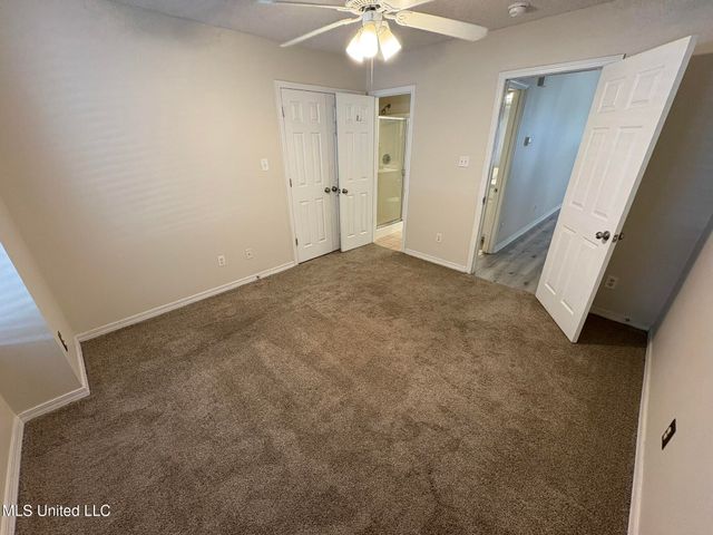 1517 S 10th Street, Ocean Springs, MS 39564