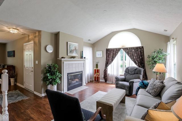 4726 Bridgefield Drive, Indianapolis, IN 46254