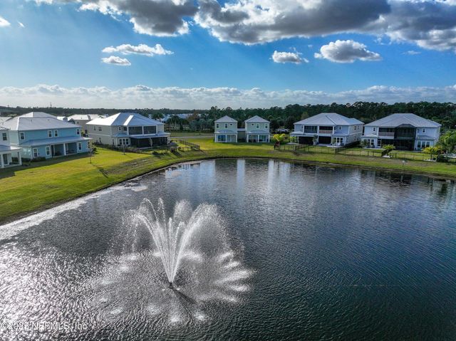 492 RUM RUNNER Way, St. Johns, FL 32259