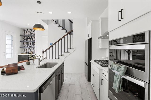 492 RUM RUNNER Way, St. Johns, FL 32259