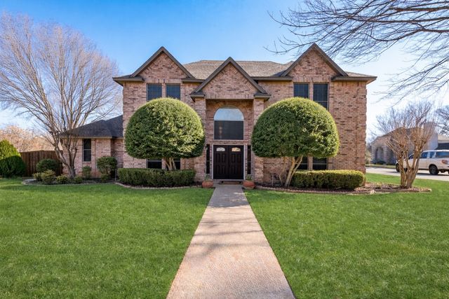 4601 Edge Creek Lane, Arlington, TX 76017