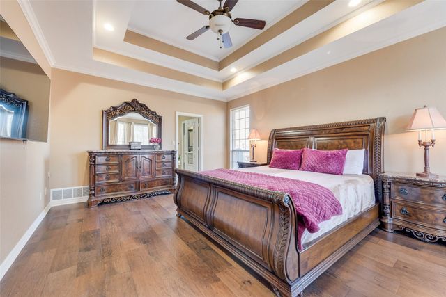 4601 Edge Creek Lane, Arlington, TX 76017