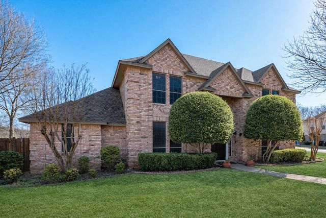 4601 Edge Creek Lane, Arlington, TX 76017