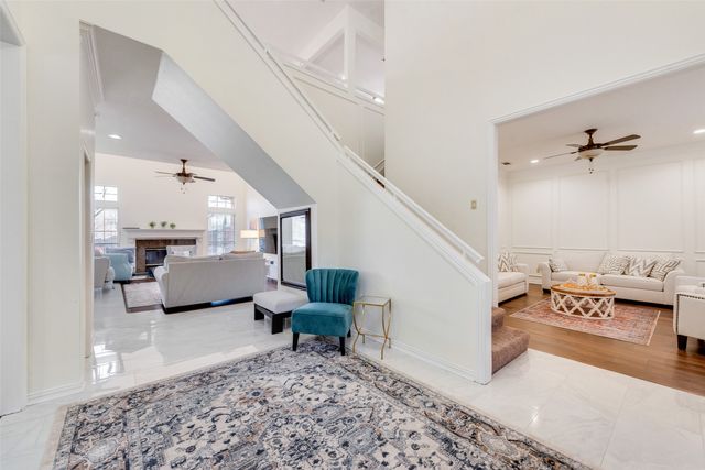 4601 Edge Creek Lane, Arlington, TX 76017