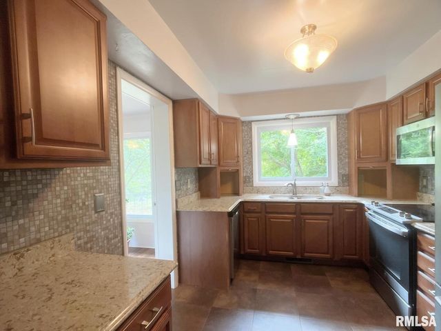 8994 Old Highway 13 Highway, Murphysboro, IL 62966