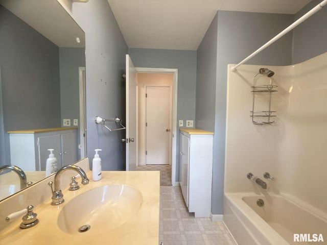 8994 Old Highway 13 Highway, Murphysboro, IL 62966