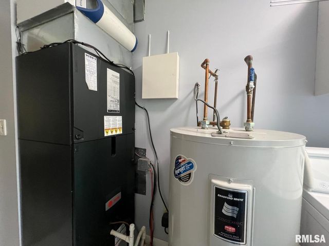 8994 Old Highway 13 Highway, Murphysboro, IL 62966