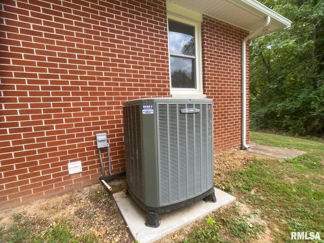 8994 Old Highway 13 Highway, Murphysboro, IL 62966