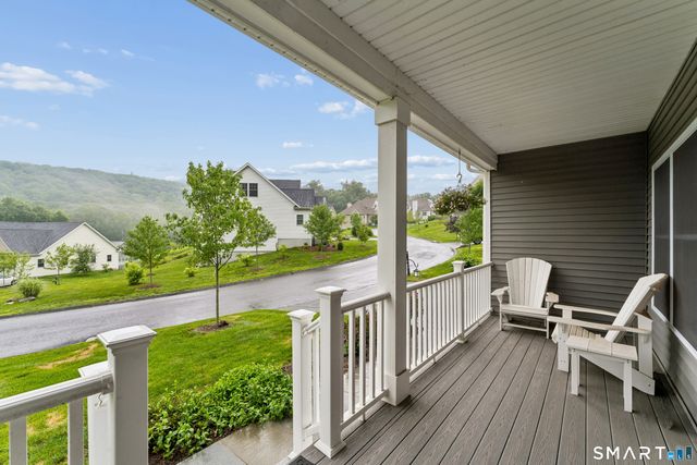 7 Tall Oaks Drive 7, New Milford, CT 06776