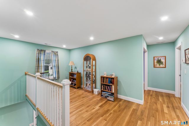 7 Tall Oaks Drive 7, New Milford, CT 06776