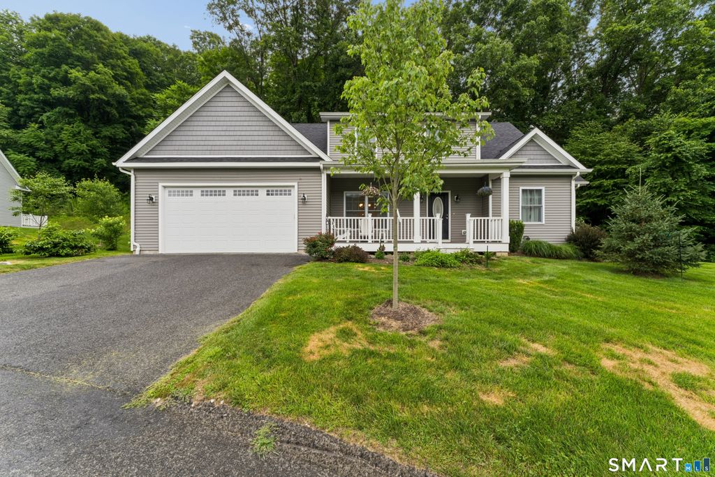 7 Tall Oaks Drive 7, New Milford, CT 06776
